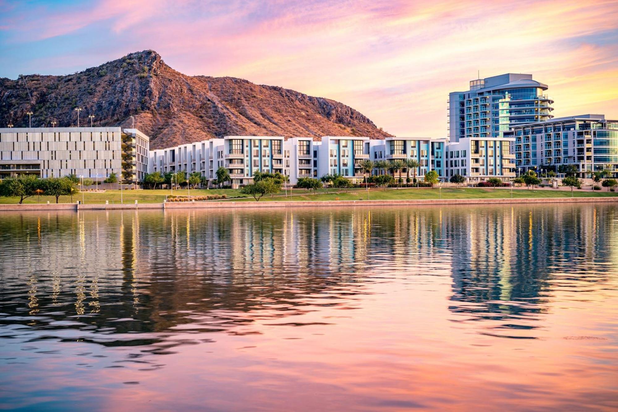 Fairfield Inn & Suites By Marriott Tempe Buitenkant foto